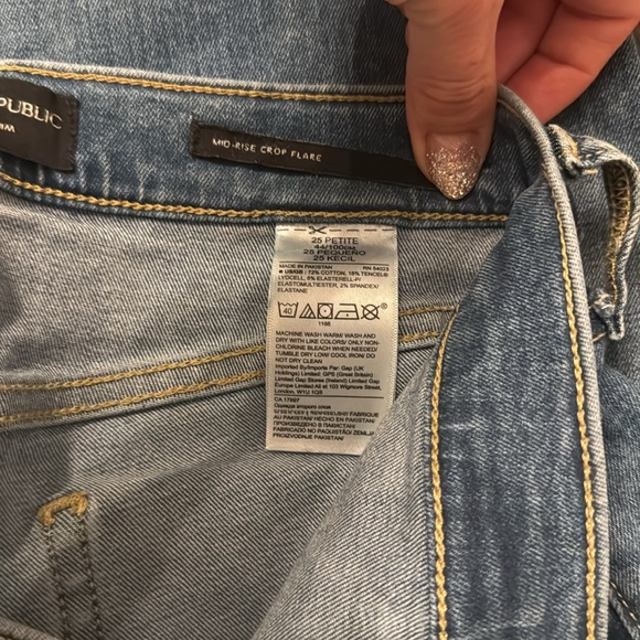 Jeans - Picture 3 of 3